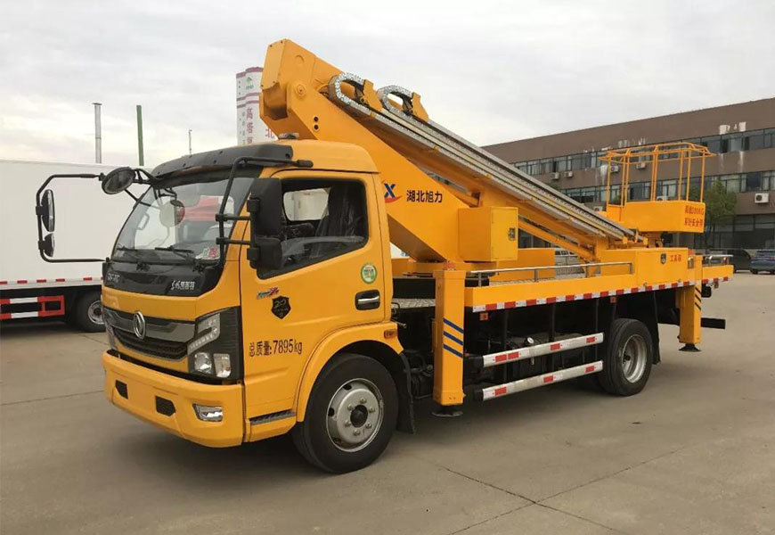 東風凱普特22米伸縮臂高空作業(yè)車 國六