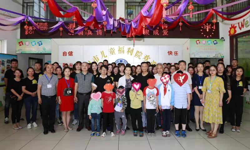 弘揚(yáng)傳統(tǒng)美德，關(guān)愛兒童成長----首屆“魅力隨州，多彩程力”抖音大賽捐贈(zèng)公益活動(dòng)紀(jì)實(shí)