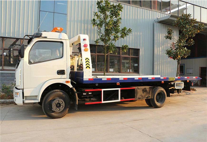 東風(fēng)大多利卡CLW5082TQZD5一拖二清障車